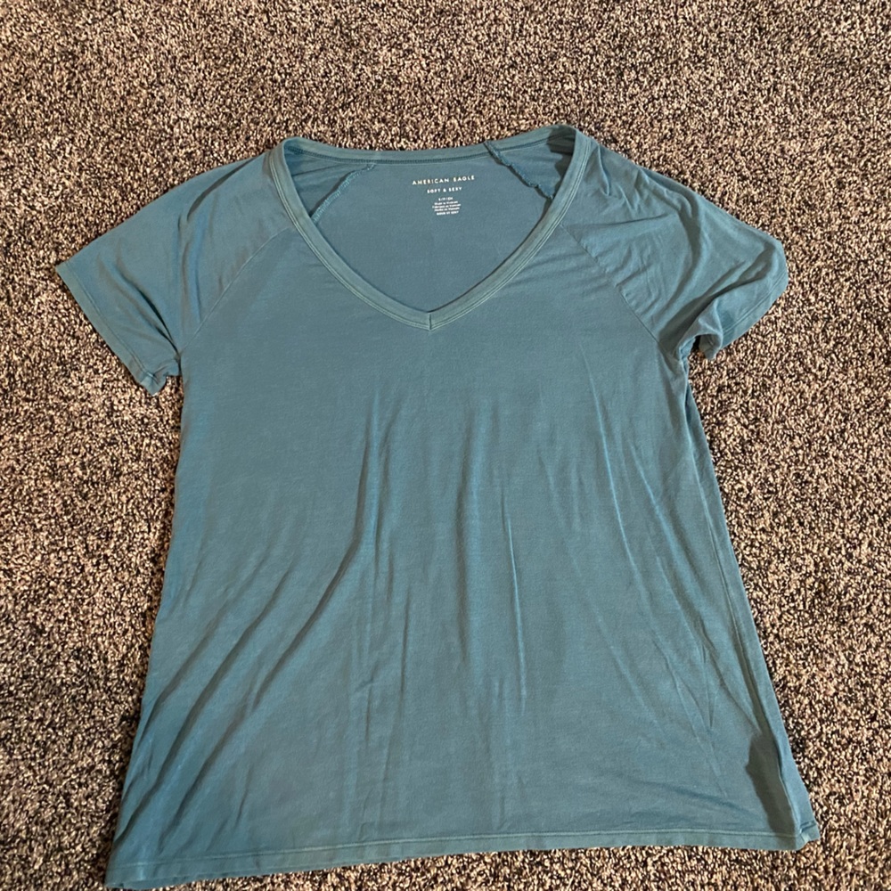 American Eagle tshirt size small